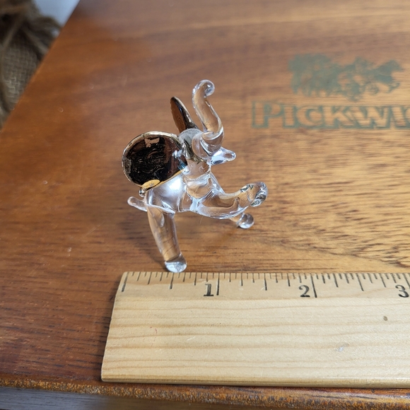 Vintage Miniature Art Glass Trunk Up Elephant Figurine - Picture 14 of 14